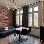 アパート Unesco Loft House 24h Self Check-in タルノフスキェ・グルィ